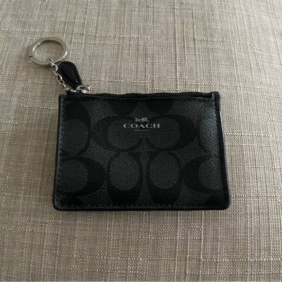 Coach Women Wales - Picture 4 of 4